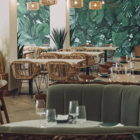 아파트 Sunrise Seaview 8 Floor - Torre 3 Castelos 포티마오