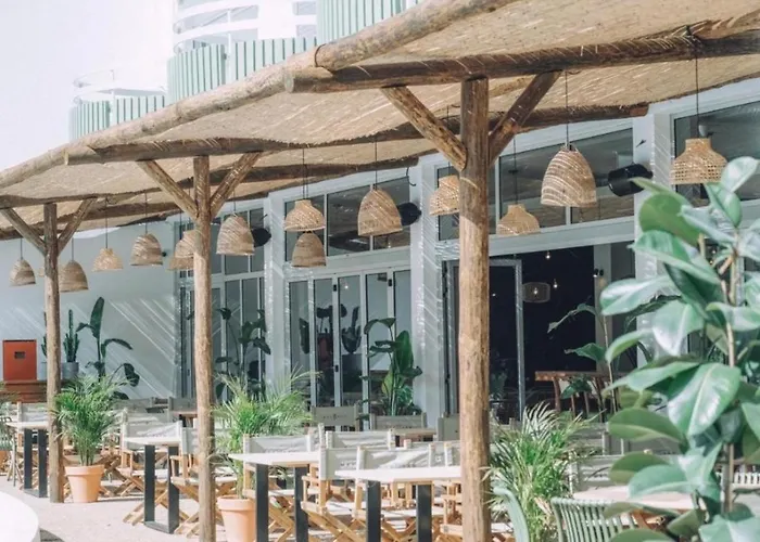 Апартаменты Sunrise Seaview 8 Floor - Torre 3 Castelos